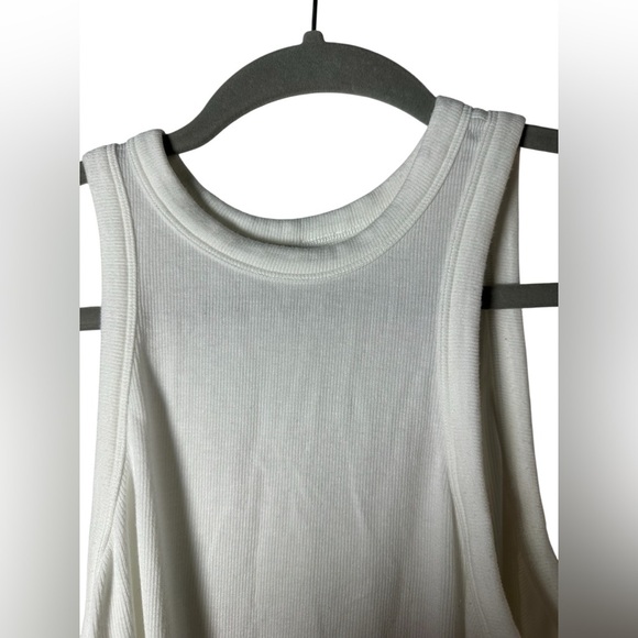 Lululemon Hold Tight Crop Tank Top White Ribbed Size 4 / Small - Picture 6 of 7